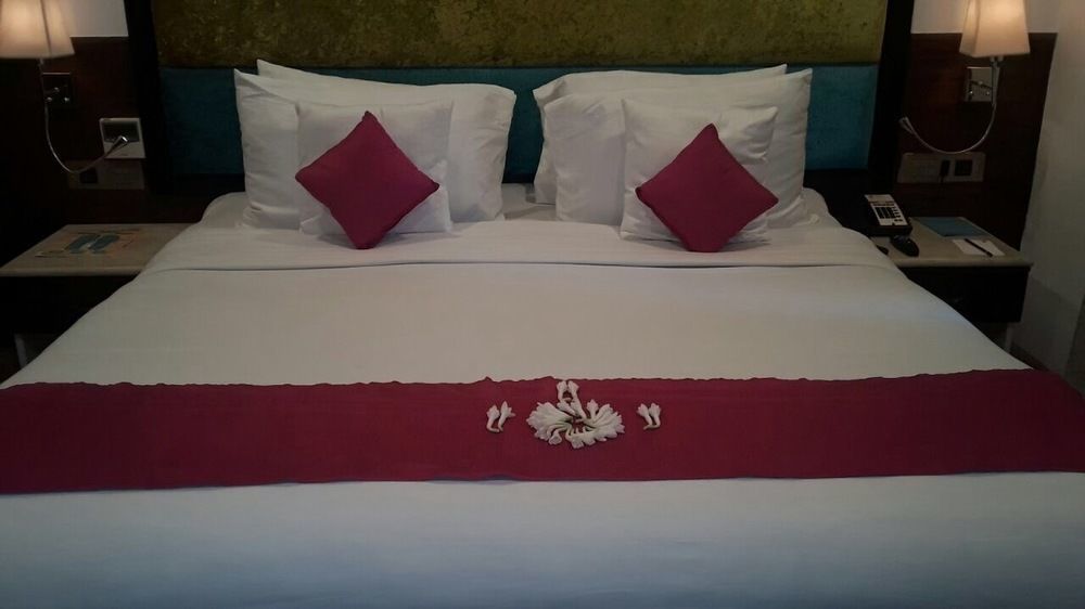 La Woods Hotel Chennai Exterior foto